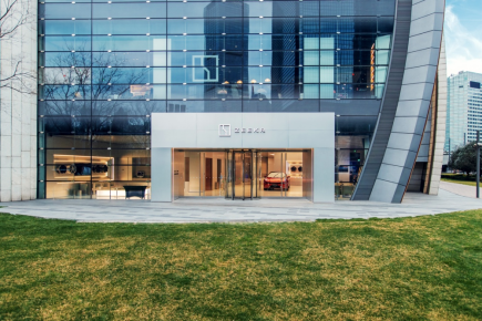 【新闻稿】极氪中心全球旗舰店开业  zeekr 001迎来首次大版本ota275.png