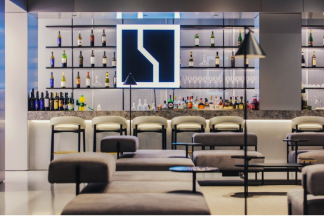 【新闻稿】极氪中心全球旗舰店开业  zeekr 001迎来首次大版本ota430.png