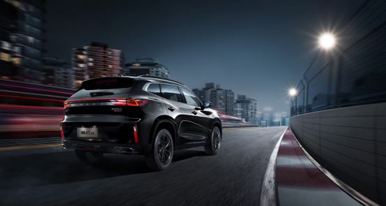 【新闻稿】 “赛道级性能suv”星途凌云s热血上市，售价15.99-16.99万元(5)2555.png