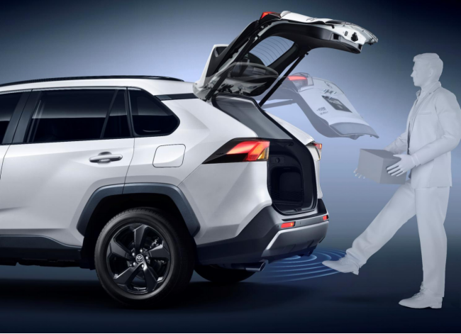 2022-0615-004【日常稿件6】双擎动力能文能武，rav4荣放2022款畅享驾趣无忧-v21981.png