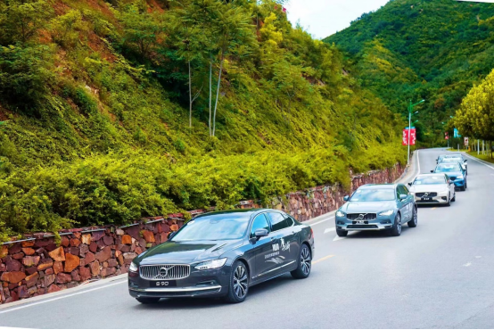 【S90稿件方向参考】C级轿车的舒适安全标杆，沃尔沃S90了解一下867.png
