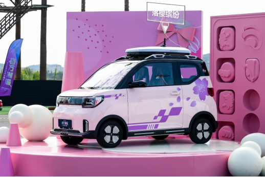 【新闻稿】五菱宏光miniev敞篷版9.99万元浪漫上市，新色、快充双重助力gameboy上新(1)686.png