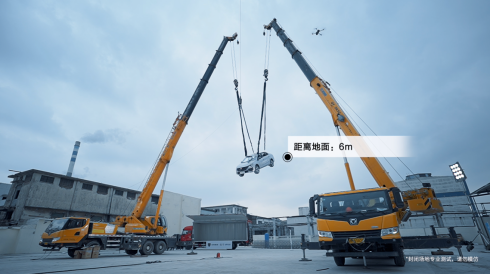 巨型弹弓极限撕扯 轰然坠地正常驾驶 东风标致新408不愧是家轿卷王！(1)1158.png