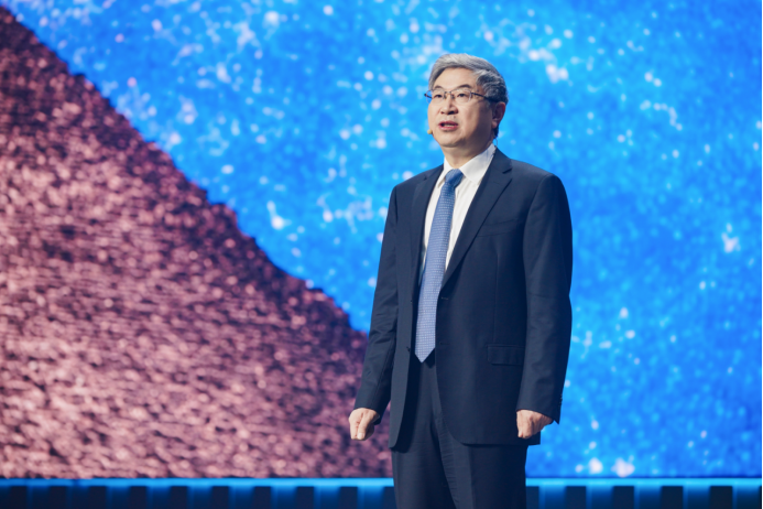 【新闻稿】向光而生·耀世而至，智慧轻奢旗舰suv星途瑶光高光上市654.png