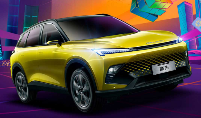 当北汽魔方遇上特斯拉modely，选对的还是选贵的？290.png