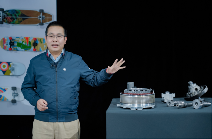 【新闻稿】为用户提升新能源出行价值体验 长安汽车uni-v智电idd、uni-k智电idd正式上市752.png