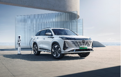 【新闻稿】第三代CS75PLUS智电iDD即将上市  长安CS75“满电”迈入200万辆时代1184.png