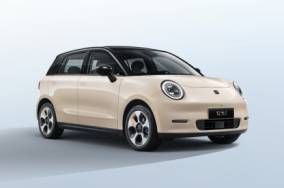 【新闻稿】9.79万元起 钇为3正式开启预售 续航高达505km2517.png