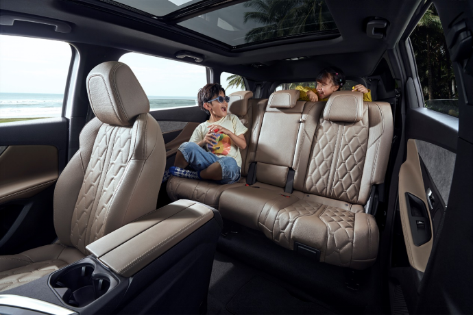 亲子首选健康suv 新5008斩获国内首个sgs汽车金标认证1025.png