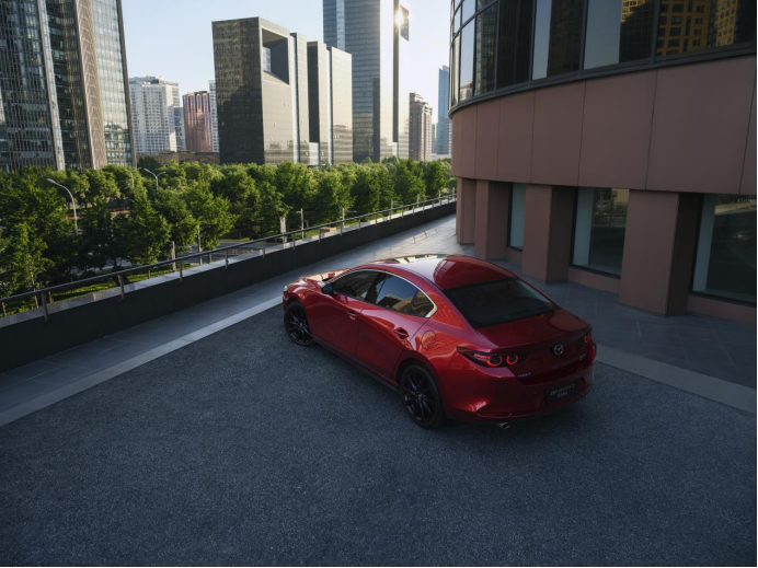86f69b5a9ed279588ab49251c24e82cf.png 8.99万起!长安马自达2023款次世代MAZDA3昂克赛拉正式上市docx(3)631.png