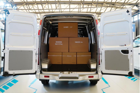 【上汽大通maxus新闻稿】长续航、大空间！上汽大通maxus纯电物流车ev80 pro正式上市，售24.18万元起1791.png