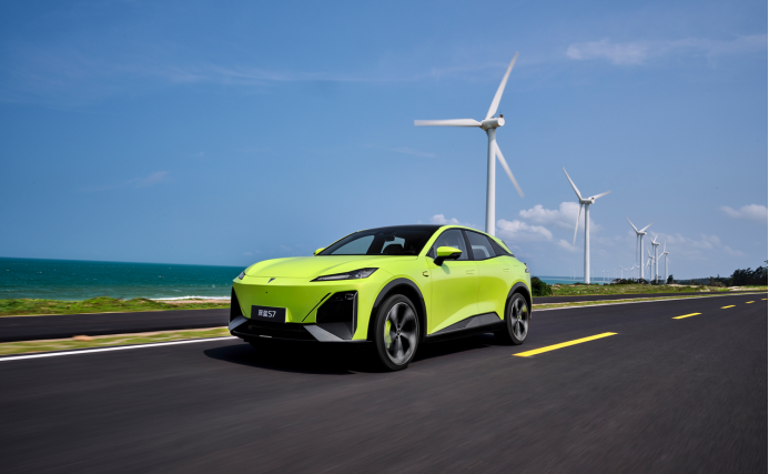 aba0887be107315908a78a6bf3861553.png v6.1-35天强势进击 深蓝s7打破新能源单车交付最速记录0804(1)427.png