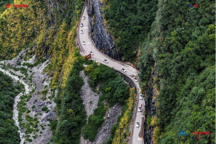 8019680803f29de28f17b56b79396641.png 【新闻通稿】探野山河 做自然的主角 一汽丰田新rav4荣放“生活探险+” 诠释新态度(2)1536.png