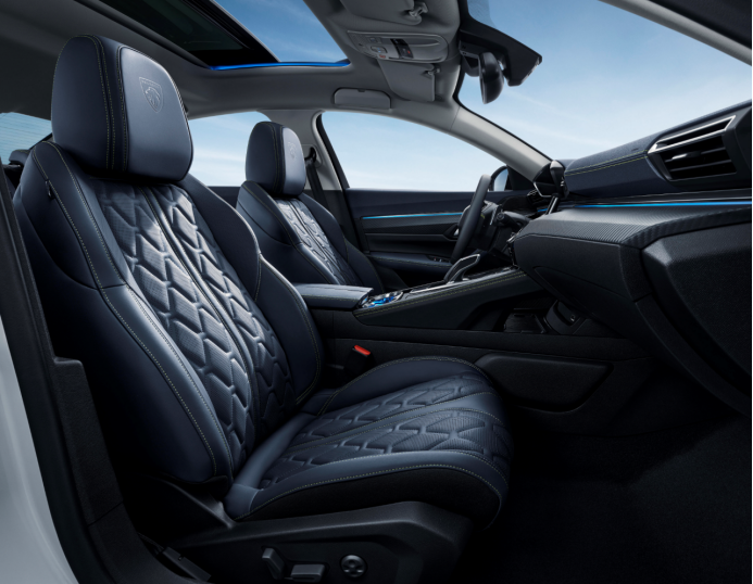 2fb64b1d1d16932c0f223656976e302d.png 【上市新闻稿】全维大升级 标配即旗舰,东风标致新508l正式上市,售价16.37万元起1827.png