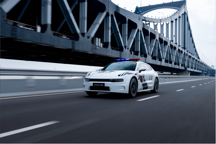 【新闻稿】极氪001入列亚运警用服务车队-final547.png