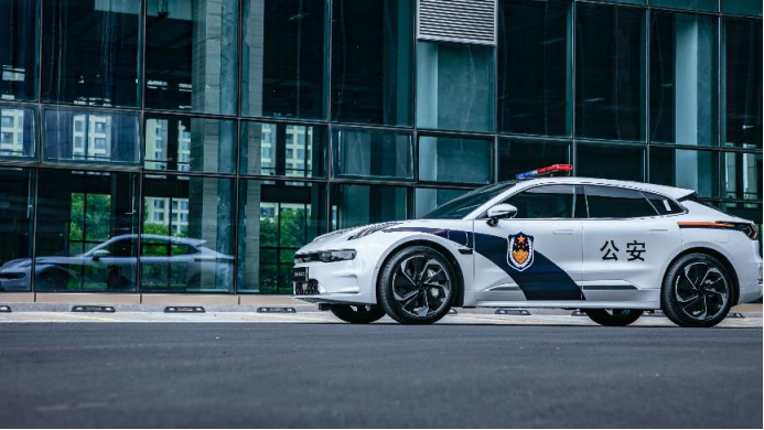 【新闻稿】极氪001入列亚运警用服务车队-final765.png