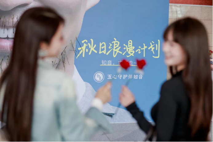 在武汉车展邂逅秋日浪漫计划 东风雪铁龙、东风标致疯狂圈粉348.png
