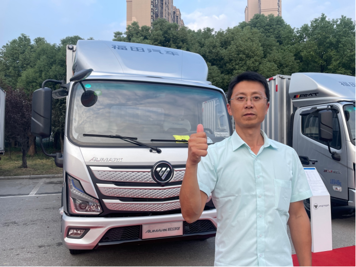 【外围】好开能装又安全！欧马可s1 amt用户坦言：买轻卡也要跟上潮流 - 副本154.png