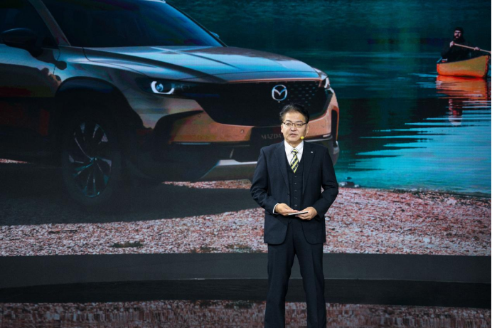 【新闻稿】搭载四驱系统 长安马自达mazda cx-50行也hev正式上市(5)500.png