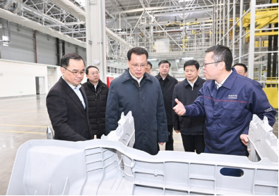 【新闻稿】重庆市委书记到访长安，“重庆智造”推动汽车产业转型升级237.png