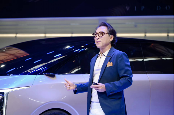 【final】“向上·向未来” 星途携最强新能源产品矩阵亮相2024北京车展1116.png