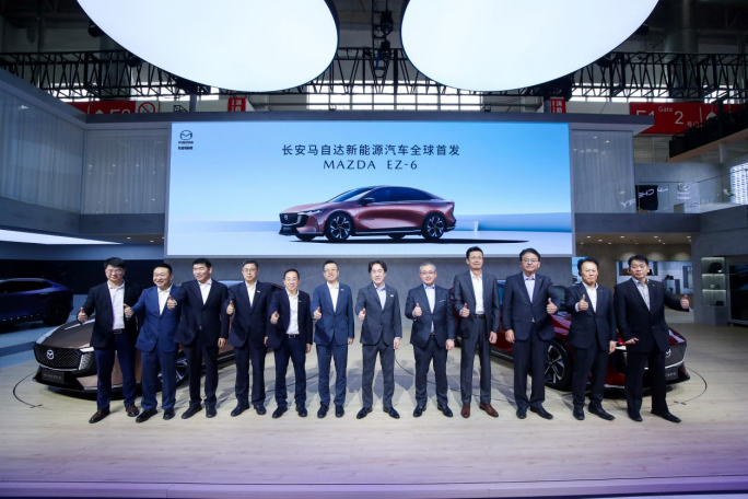 树立合资新能源全新价值标准 长安马自达mazda ez-6北京车展全球首秀277.png