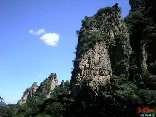 凶险奇伟 保定狼牙山