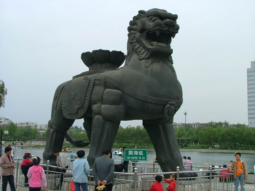千年镇海吼 沧州铁狮子