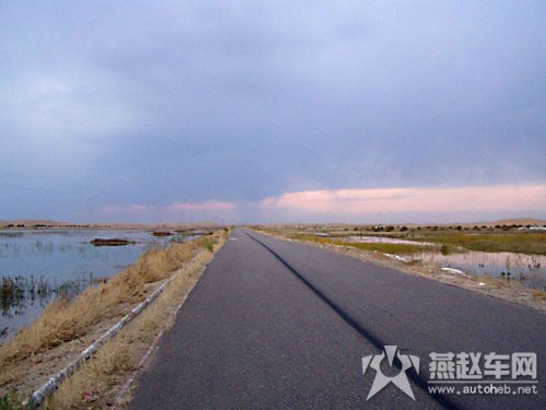 隔壁玛瑙湖
